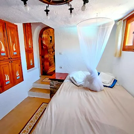 Traditional Homes Of Crete